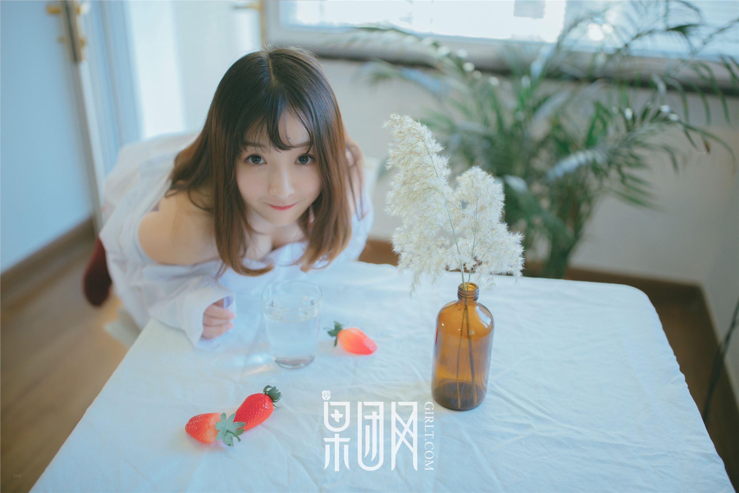 [Girlt果团网]2018.03.18 熊川纪信 No.030 草莓姑娘的甜美日常